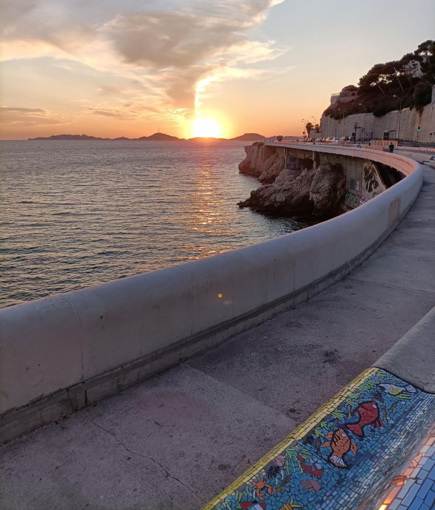 La corniche