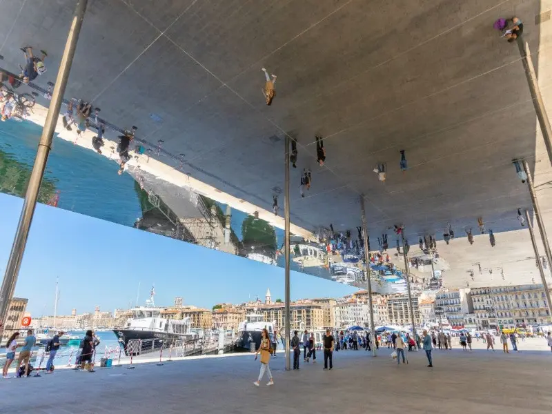 L Ombriere de Norman Foster
